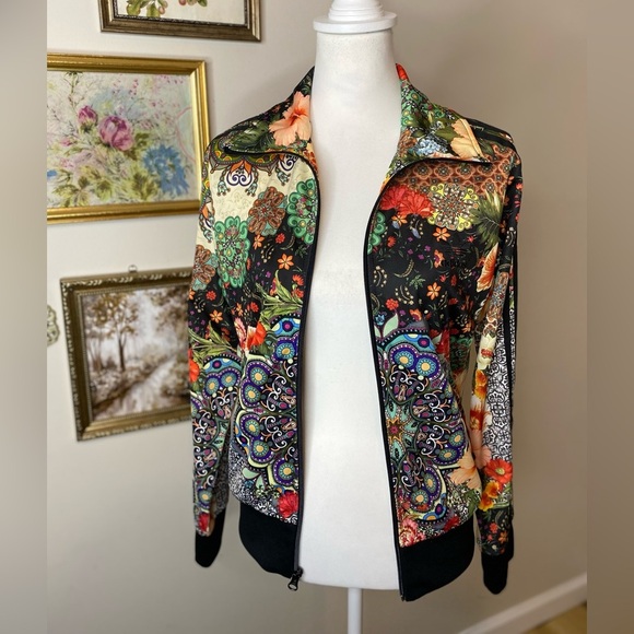 Adidas x Farm Rio Jardín Agartha Jacket Floral Size Medium - Picture 2 of 8